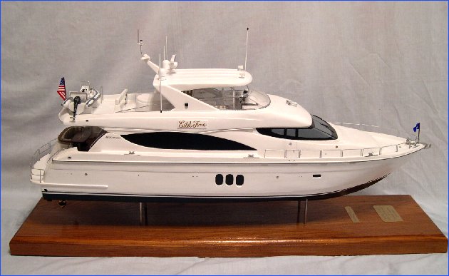 2004 Hatteras 80 MY