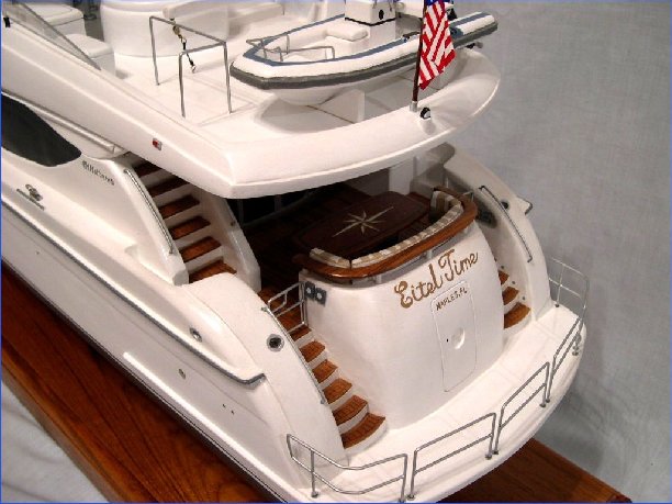 2004 Hatteras 80 MY
